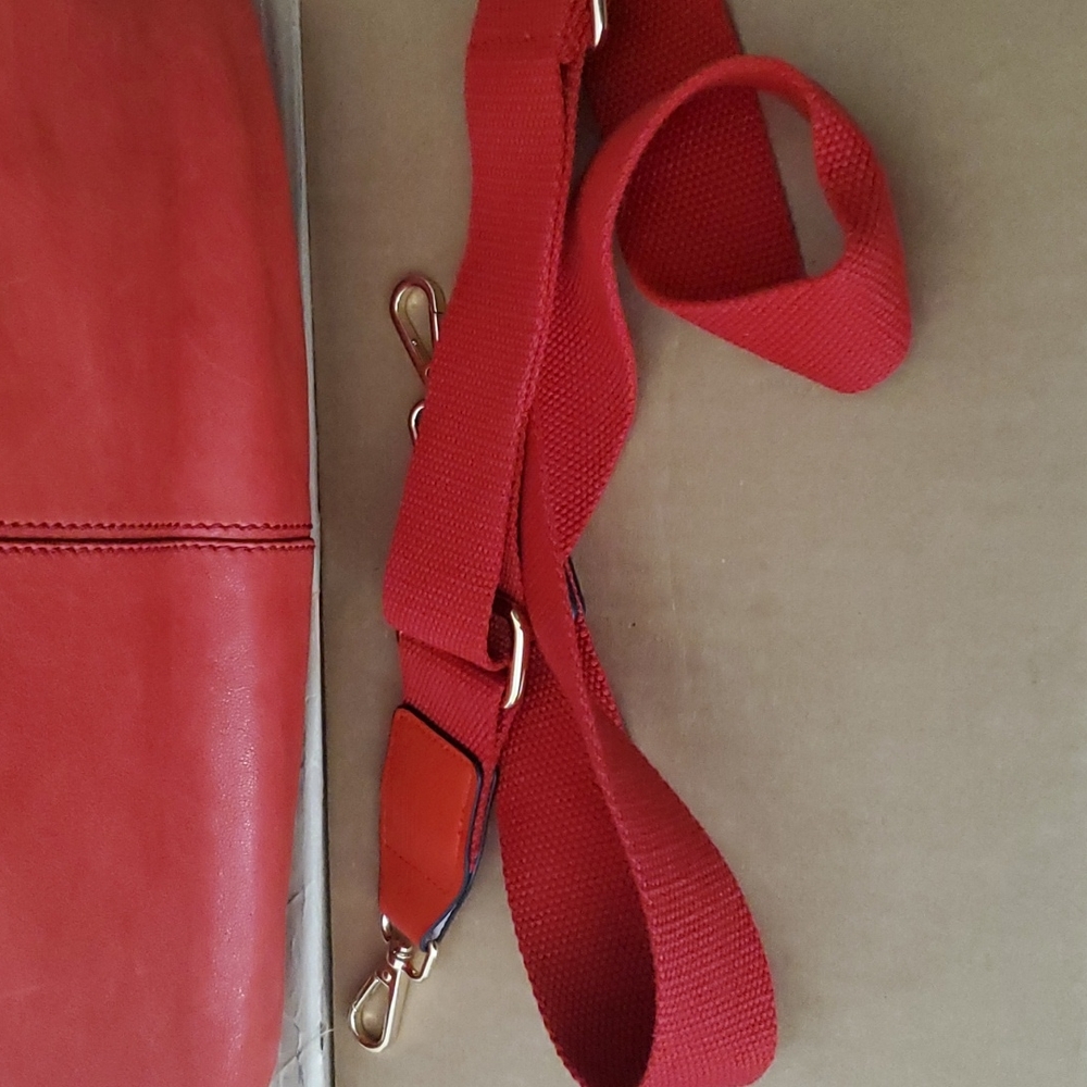 Givenchy lambskin medium Nightingale Red. - Picture 13 of 14